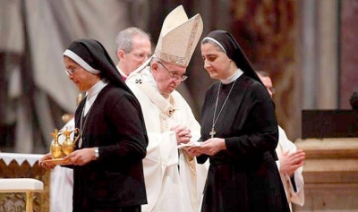 No clericalizar a las mujeres