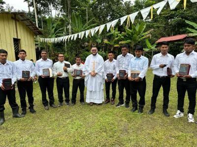Instituyen delegados de la Palabra en Valle de la Estrella