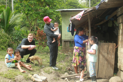 Seminaristas de Estados Unidos vivieron experiencia misionera en Lim&oacute;n