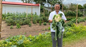 Agricultores de Cartago entregaron productos a familias pobres de Cañas