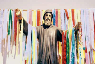 San Charbel: una amorosa tradición, unida por un listón