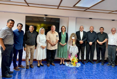 Miembros de la Comisión Nacional de Sinodalidad junto a los responsables diocesanos.