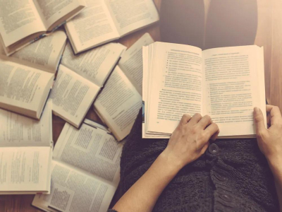 Los libros son como espejos: mir&aacute;ndonos en ellos descubrimos qui&eacute;nes somos