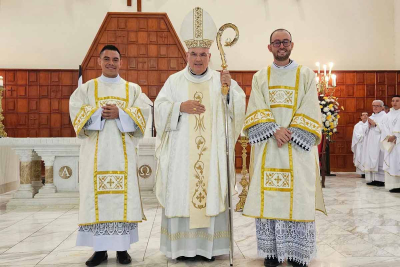 Monse&ntilde;or Garita junto a los futuros presb&iacute;teros de su di&oacute;cesis.