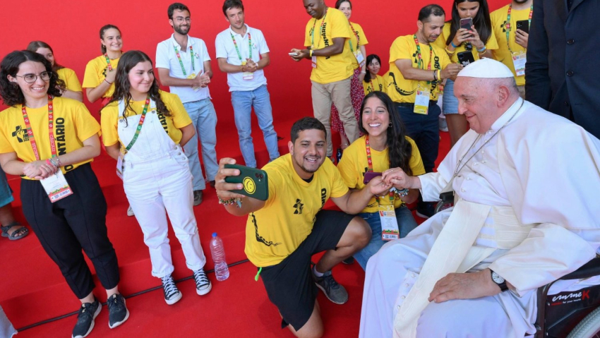 Durante la JMJ de Lisboa, el Papa Francisco motivó a los jóvenes a no tener miedo.
