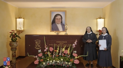 Por intercesi&oacute;n de la madre Beata Mar&iacute;a In&eacute;s Teresa Arias 