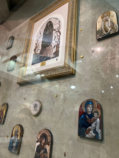 Bas&iacute;lica de Cartago presenta exhibici&oacute;n de arte sacro