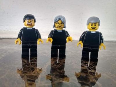 Convirtieron a los padres de Hatillo en figuras de Lego