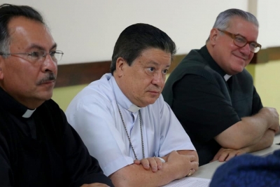 Presidencia acepta un encuentro con miras a Vacunación Masiva