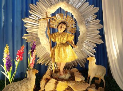 Este a&ntilde;o la imagen llevar&aacute; un vestido de color dorado, que recuerda como algunos josefinos llaman popularmente al Ni&ntilde;o Dios: &ldquo;El sol de la Capital&rdquo;. Foto Gustavo Cede&ntilde;o.