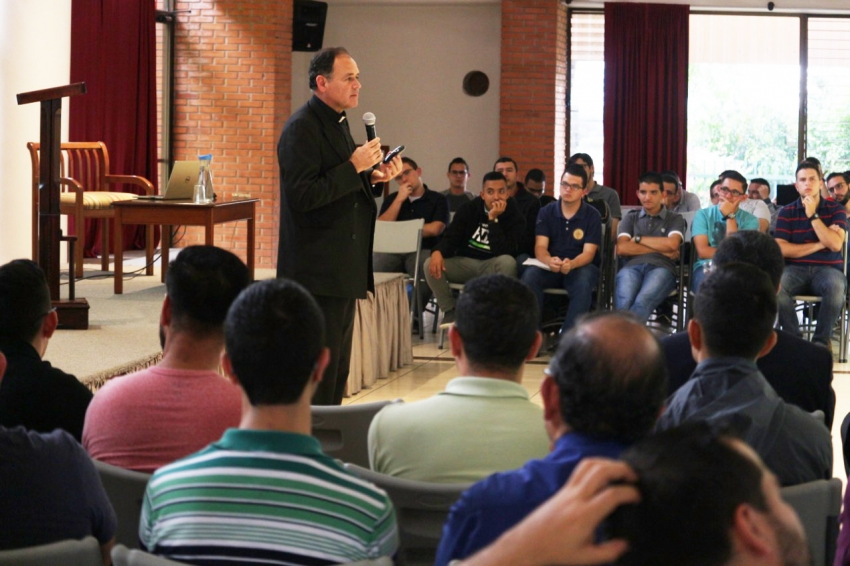 Un taller donde se hacen discípulos y pastores: el Seminario