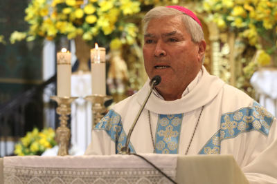 Mons. &Oacute;scar Fern&aacute;ndez Guill&eacute;n, Obispo de Puntarenas.