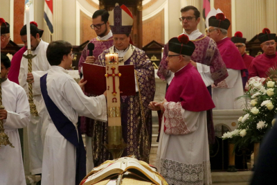 Iglesia costarricense despide a Monse&ntilde;or Hugo Barrantes