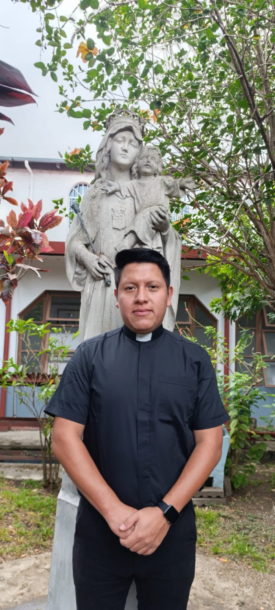 Misioneros combonianos celebran Ordenaci&oacute;n Diaconal en Barrio Cuba