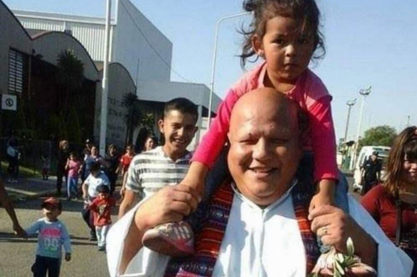 Dolor del Papa por la muerte del “Padre Bachi”