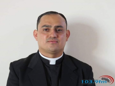 “Que donde pase un sacerdote quede la huella de Dios”