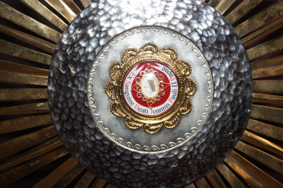 Reliquia (gota de sangre) del Papa San Juan Pablo II, que se custodia en la Parroquia de Para&iacute;so, en Cartago.