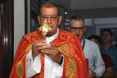 Entronizan reliquia de San Oscar Arnulfo Romero