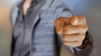 &iquest;Por qu&eacute; es m&aacute;s f&aacute;cil juzgar y criticar a los dem&aacute;s?