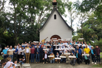 Madrugadores: 15 a&ntilde;os de amanecer con cantos a Mar&iacute;a