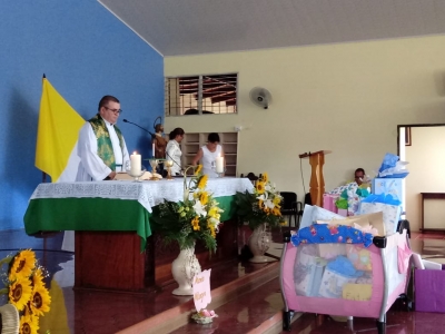 Adopciones espirituales para prevenir abortos