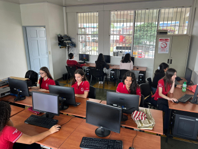 Durante d&eacute;cadas, la Casa de Mar&iacute;a Auxiliadora ha acogido a mujeres que han podido crecer en diferentes &aacute;mbitos.