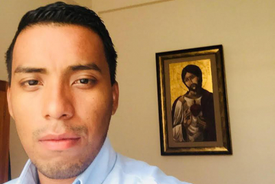 Nuevo di&aacute;cono limonense: "En todo amar y servir"