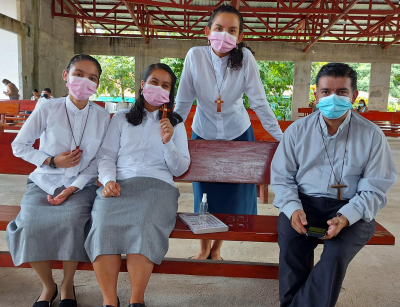 El 15 de agosto, por primera vez, la comunidad pudo celebrar la Eucarist&iacute;a en el que ser&aacute; su nuevo templo
