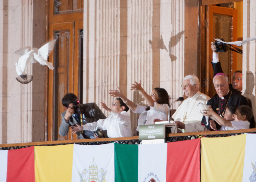 “Sigamos adelante con el Señor”: el enorme legado del Papa emérito